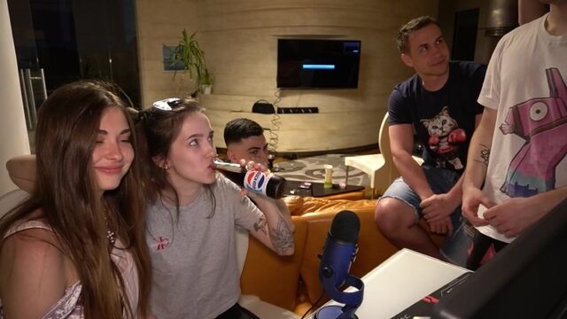 HD порно 191998