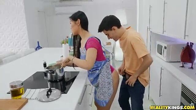 HD порно 240929